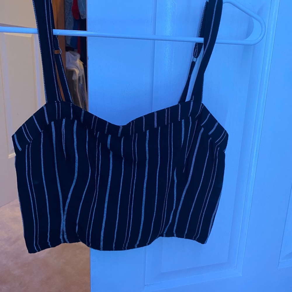 Hollister Crop Top